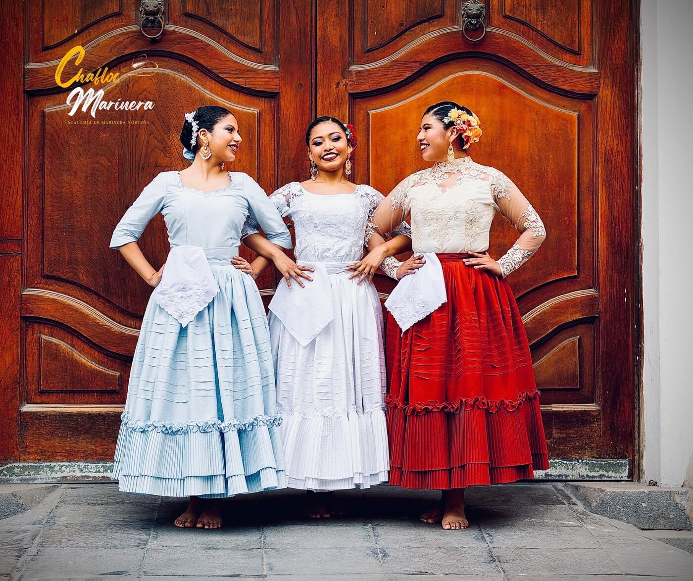 Trío de bailarinas Chafloc Marinera